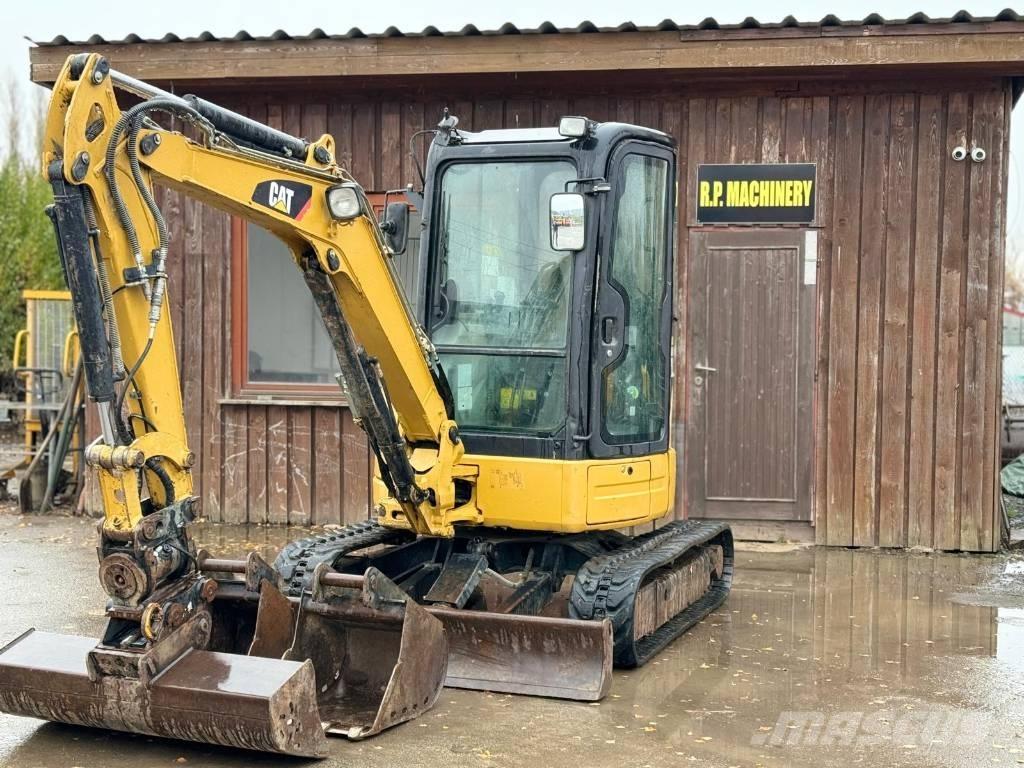 CAT 303.5 D CR Міні-екскаватори < 7т