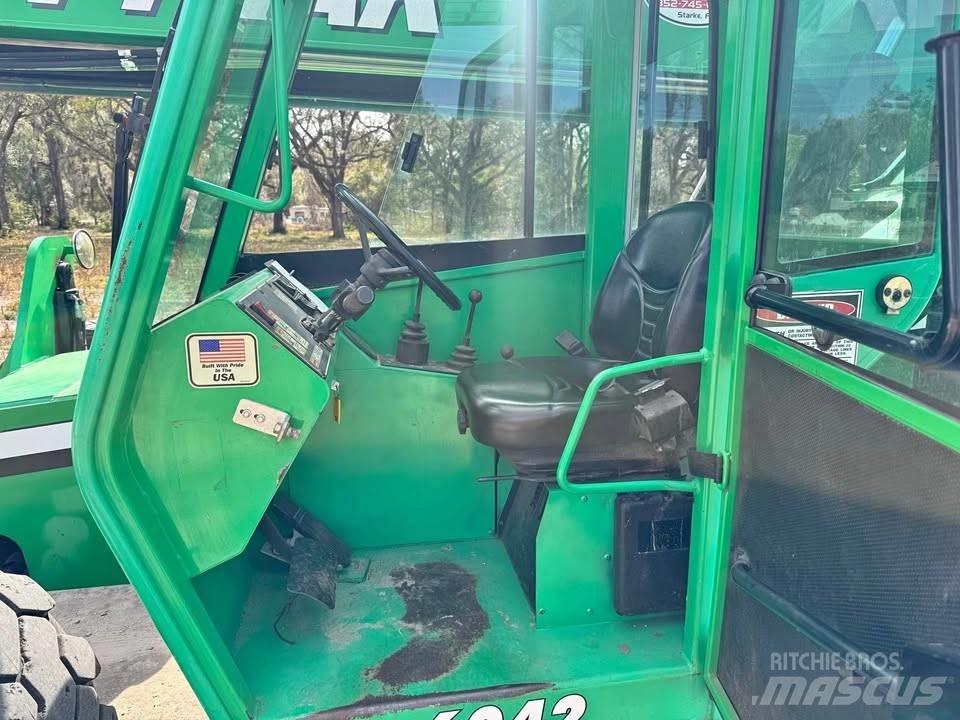 JLG 6042 Телескопічні навантажувачі
