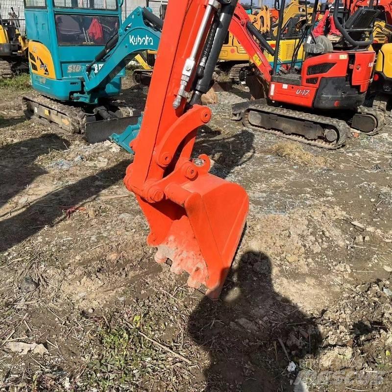 Kubota U35 Міні-екскаватори < 7т