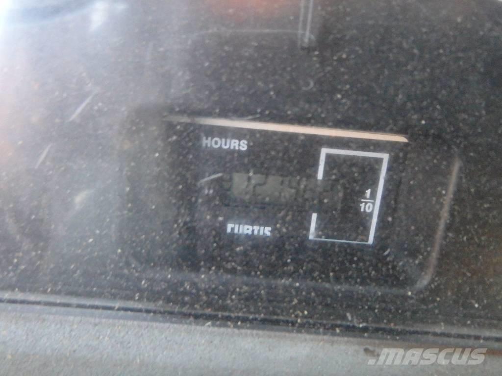 Daewoo Mega 250 4x4 Фронтальні навантажувачі