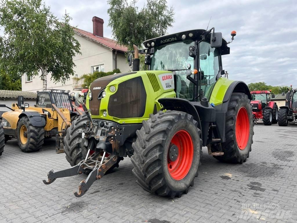 CLAAS AXION 800 CIS Трактори