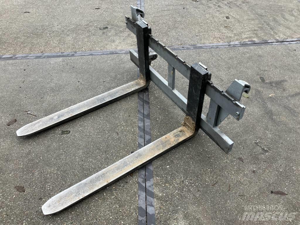 Hemach Palletvorken Запчастини та додаткове обладнання для фронтальних навантажувачів