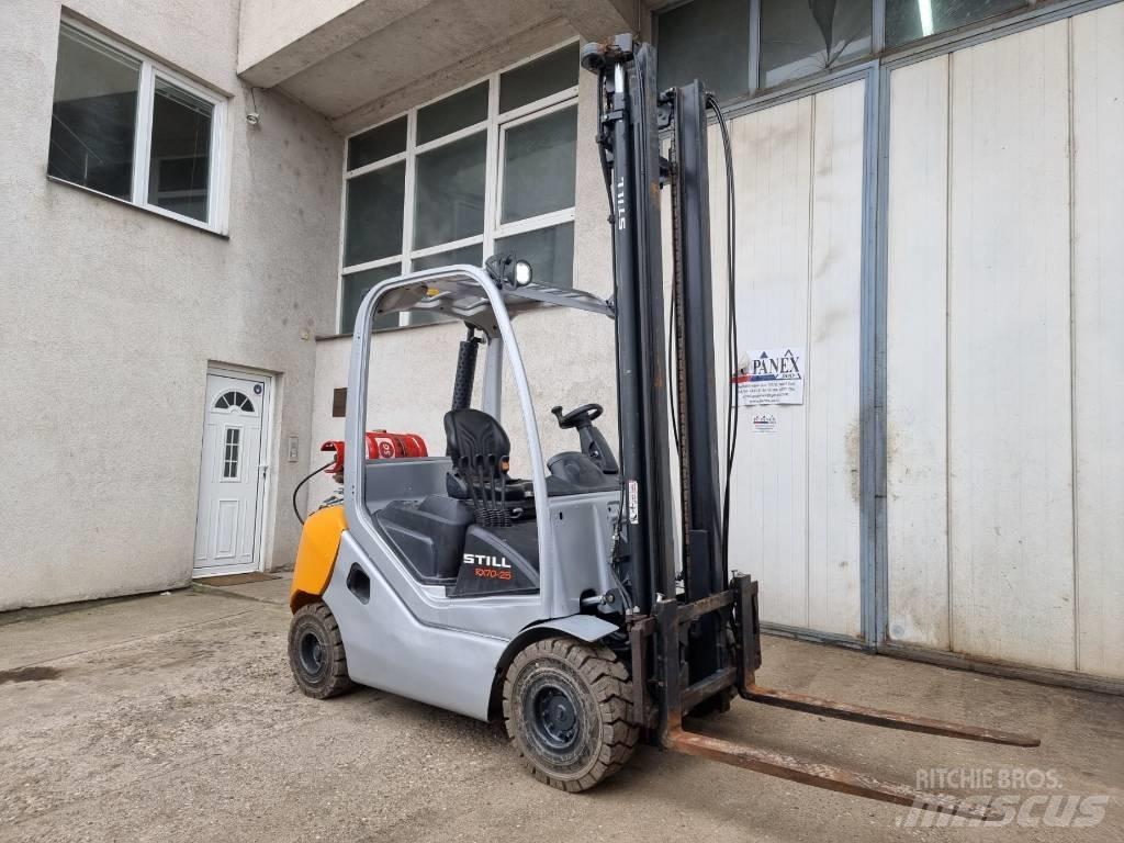 Still RX70-25T Газові навантажувачі