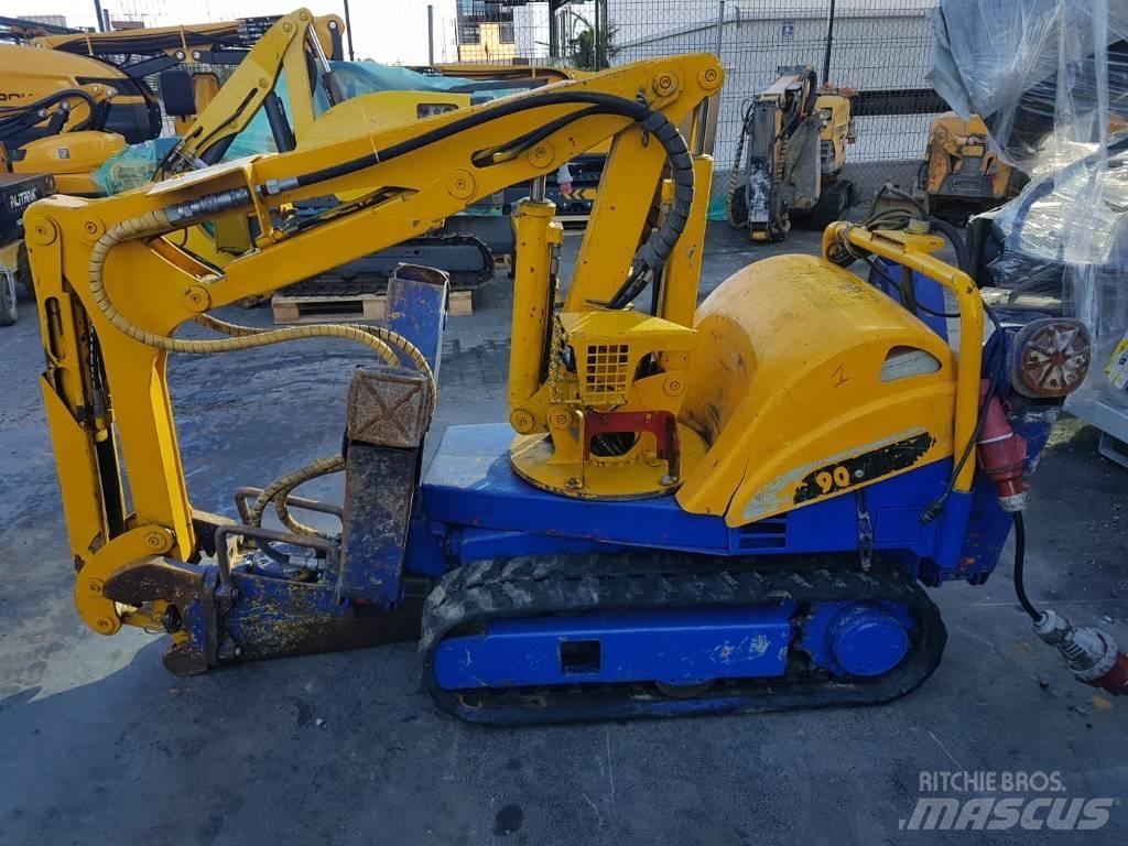 Brokk 90 Екскаватори для знесення споруд