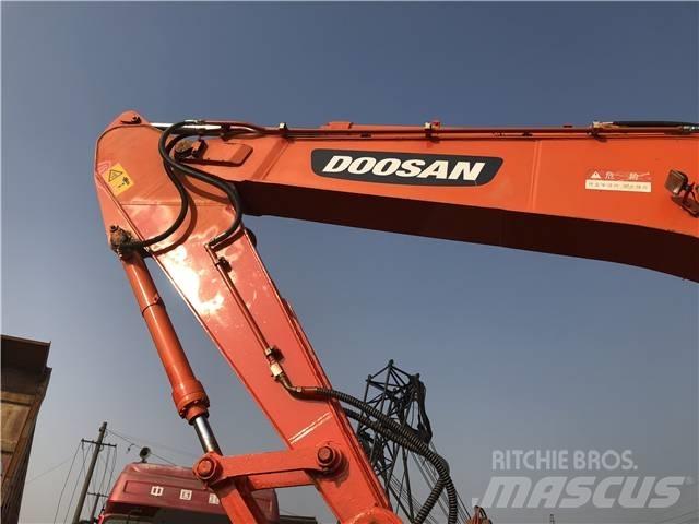 Doosan DH 220 LC-7 Гусеничні екскаватори