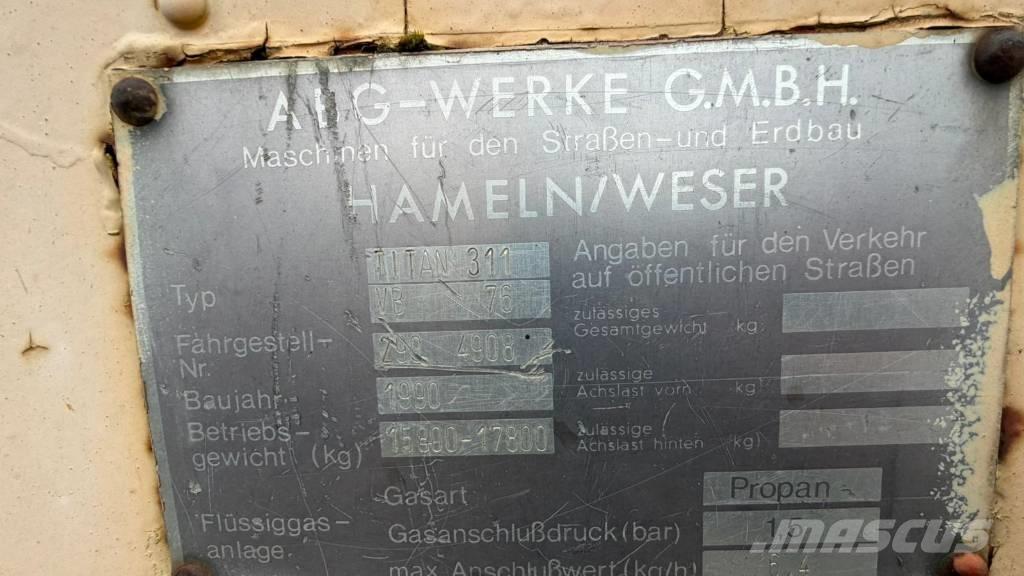 ABG Titan 311 Асфальтовкладачі