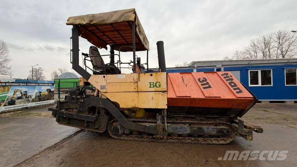 ABG Titan 311 Асфальтовкладачі