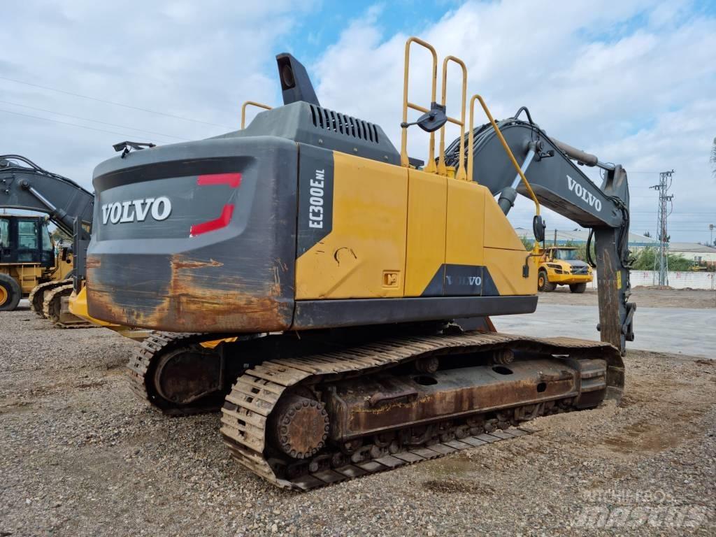 Volvo EC 300 E Гусеничні екскаватори