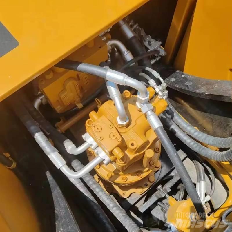 Sany SY 215 Гусеничні екскаватори
