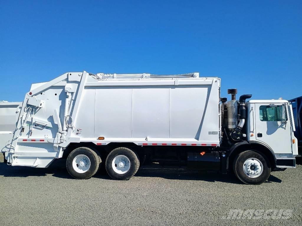 Mack MRU Сміттєвози