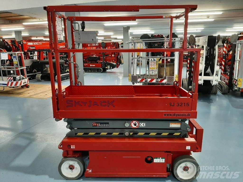 SkyJack SJIII 3215 Підйомники-ножиці