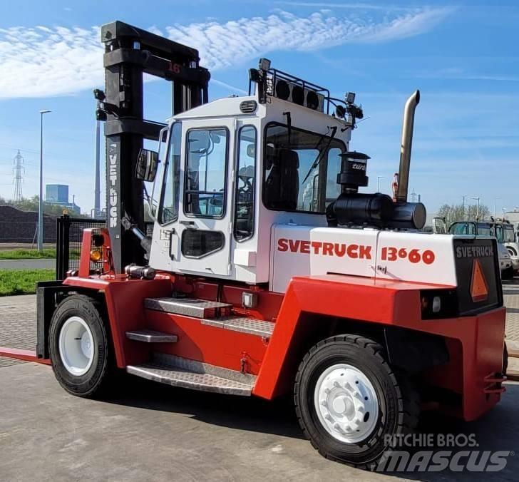 Svetruck 13,6 60-32 Дизельні навантажувачі