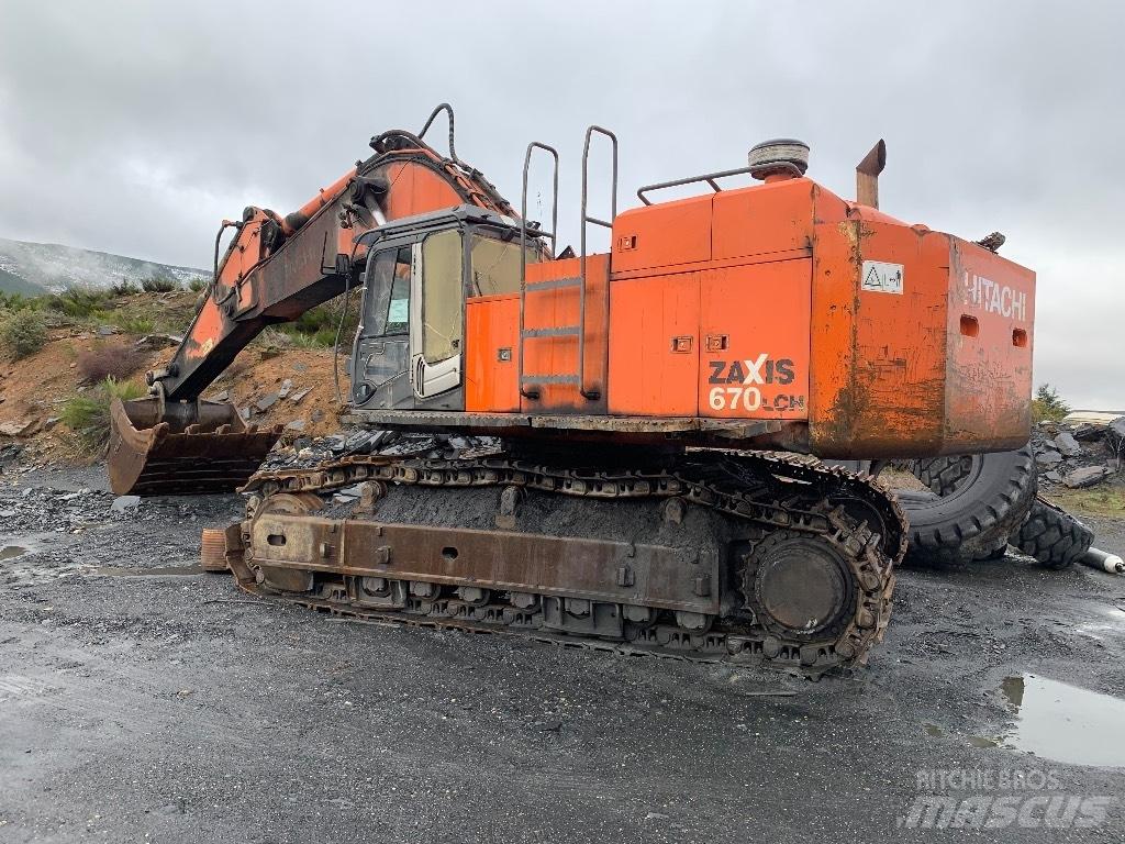 Hitachi 670 LCH-3 Гусеничні екскаватори