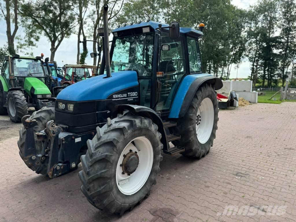 New Holland TS90 Трактори