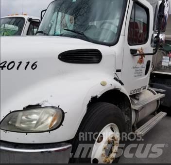 Freightliner M2 Тягачі