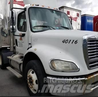 Freightliner M2 Тягачі