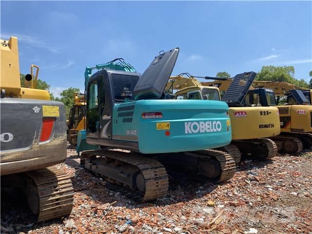 Kobelco SK 140 Гусеничні екскаватори