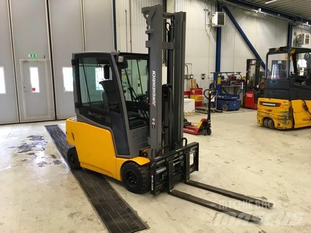 Jungheinrich EFG 320 Електронавантажувачі