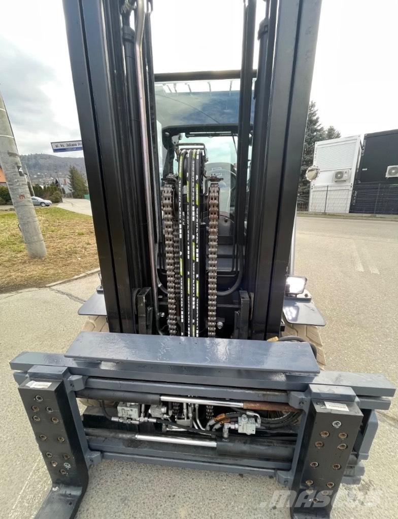 Toyota FVA450 Газові навантажувачі