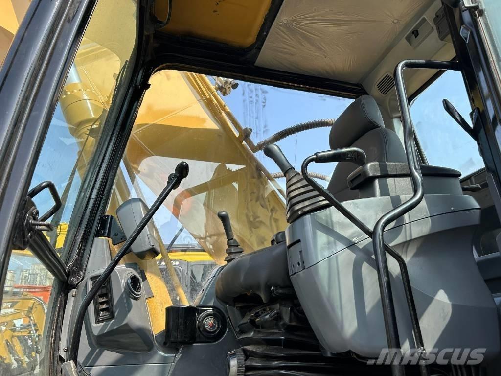CAT 320 C L Гусеничні екскаватори