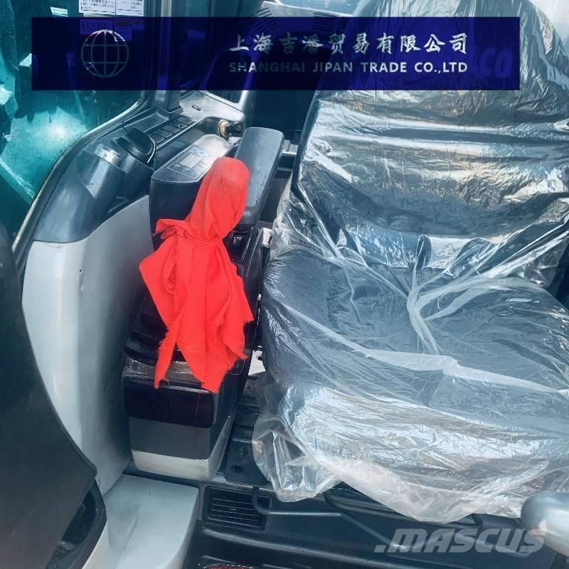 Kobelco SK 200 Гусеничні екскаватори