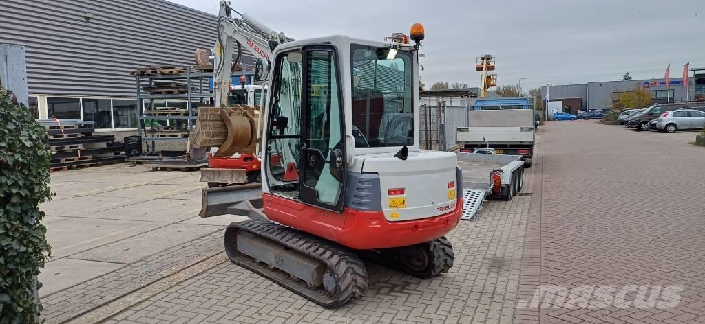 Takeuchi TB 235 CR Міні-екскаватори < 7т