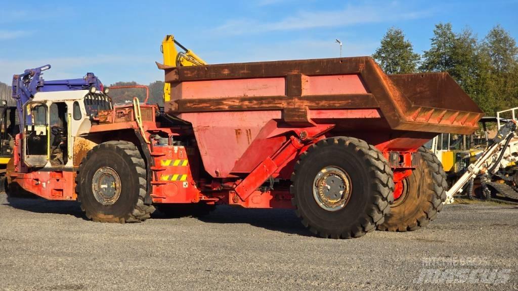 Sandvik TH550 Підземні самоскиди