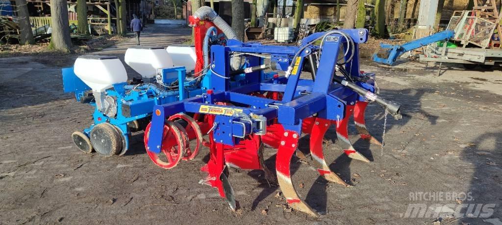  Terratec Dammax 4 Інші землеоброблювальні машини і додаткове обладнання
