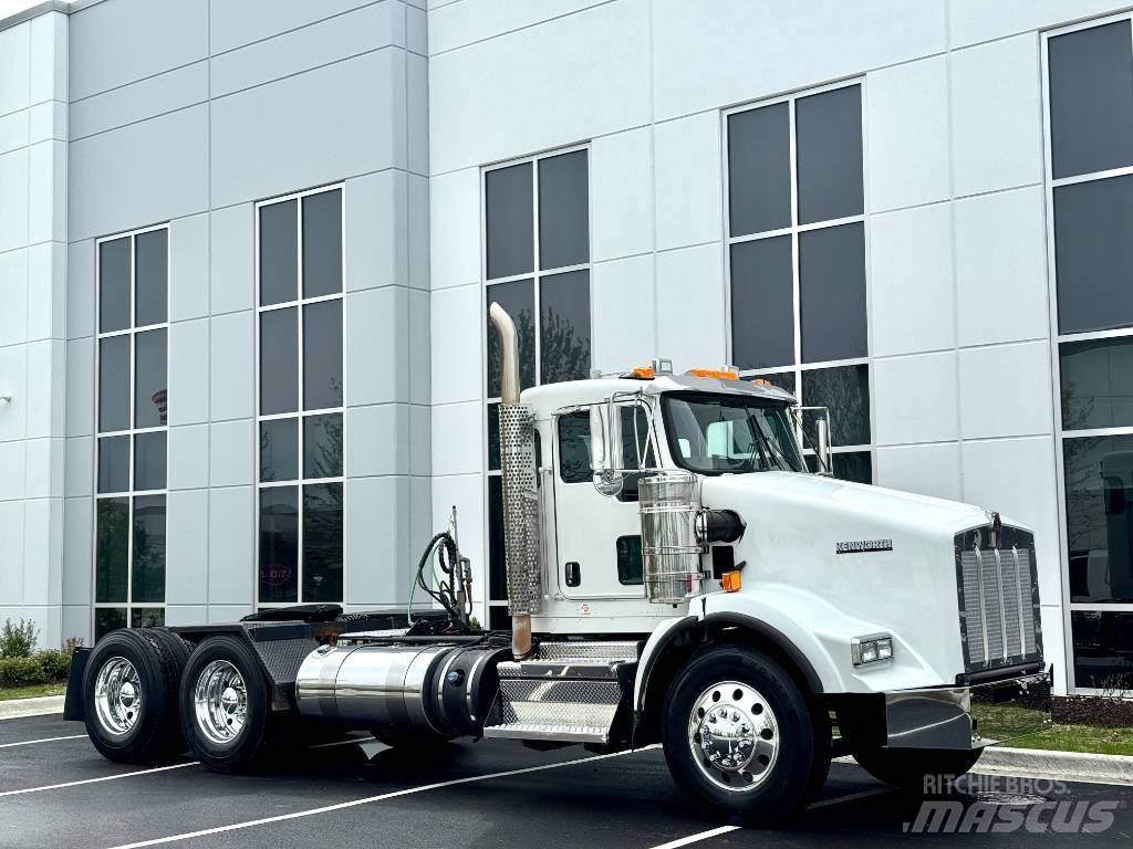 Kenworth T800 Тягачі