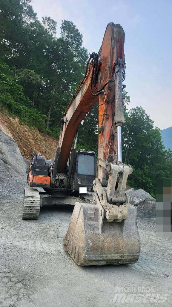 Doosan DX 300 LC-5 Гусеничні екскаватори