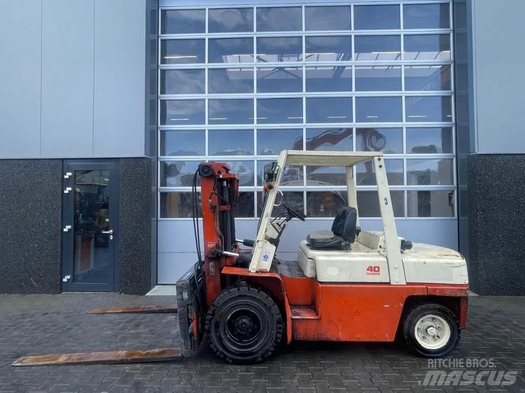 Nissan 40 Інше