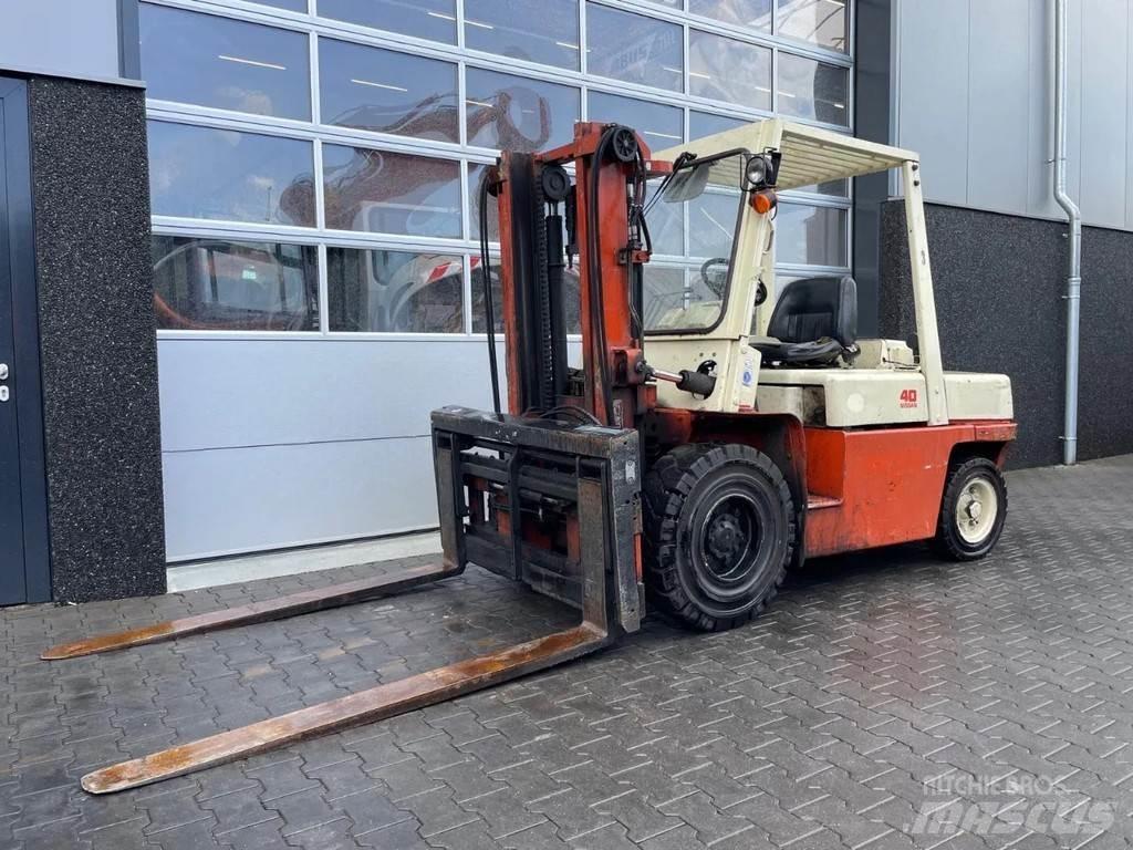 Nissan 40 Інше