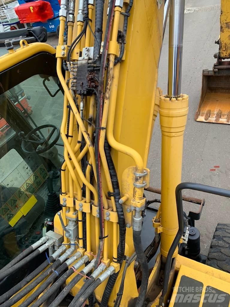 Komatsu PW 160 Колісні екскаватори