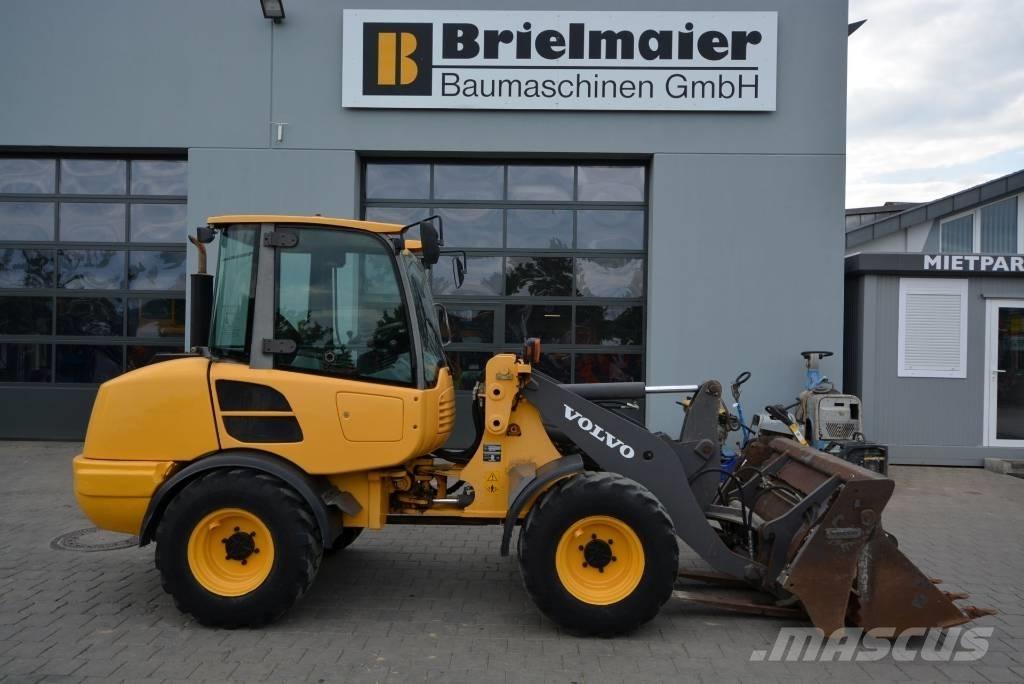 Volvo L 25 F Z Фронтальні навантажувачі