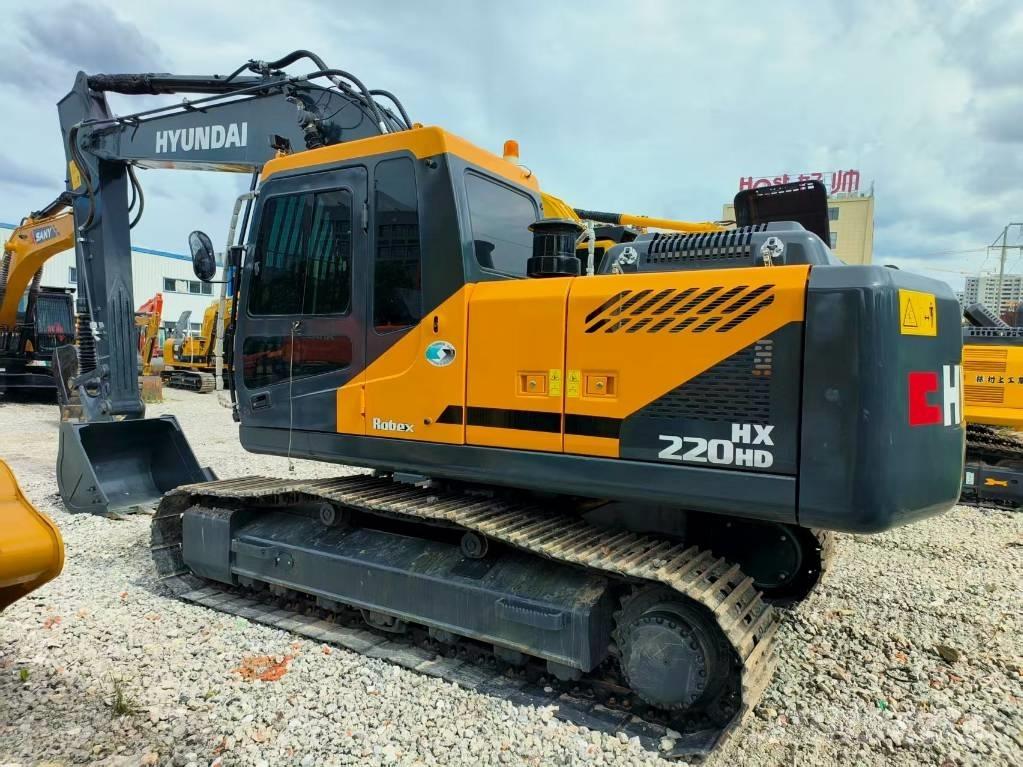 Hyundai HX220HD Гусеничні екскаватори