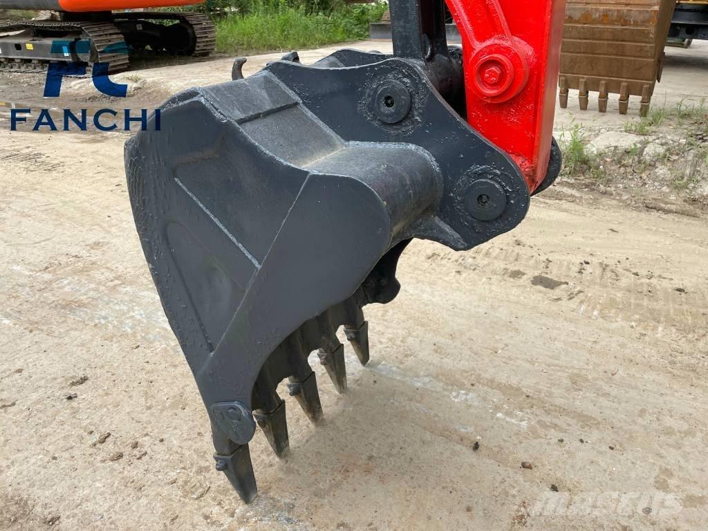 Kubota kx165 Гусеничні екскаватори