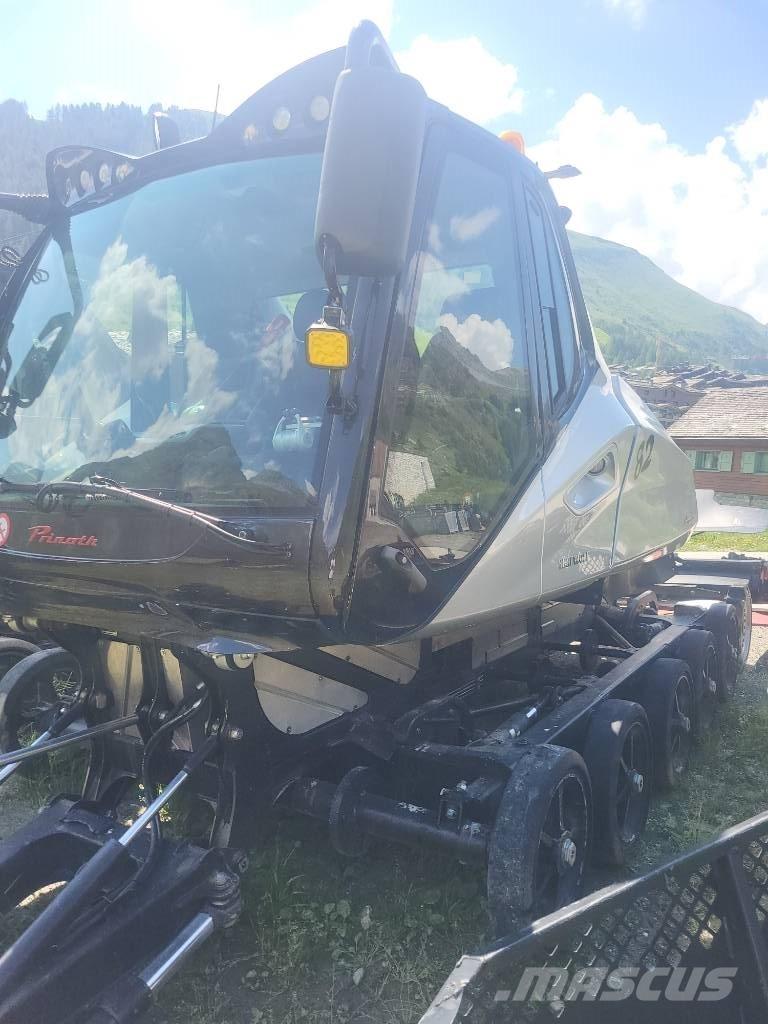 Prinoth New leitwolf Снігозбиральні машини