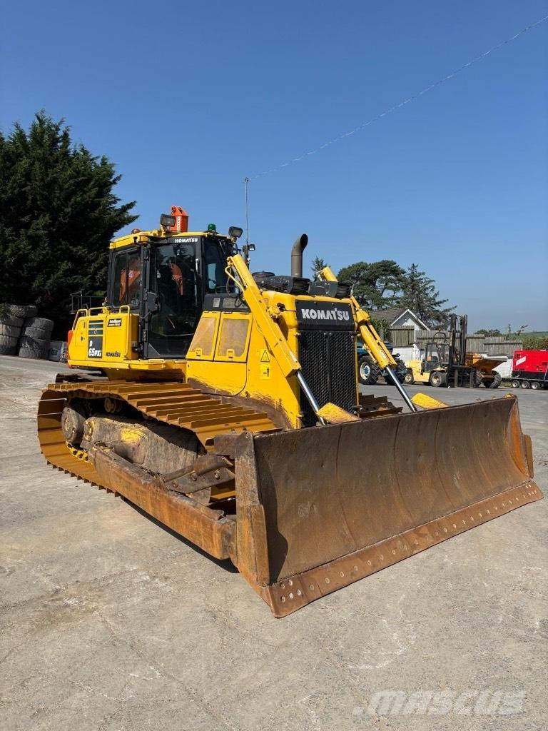 Komatsu D 65 PXi-18 Гусеничні бульдозери