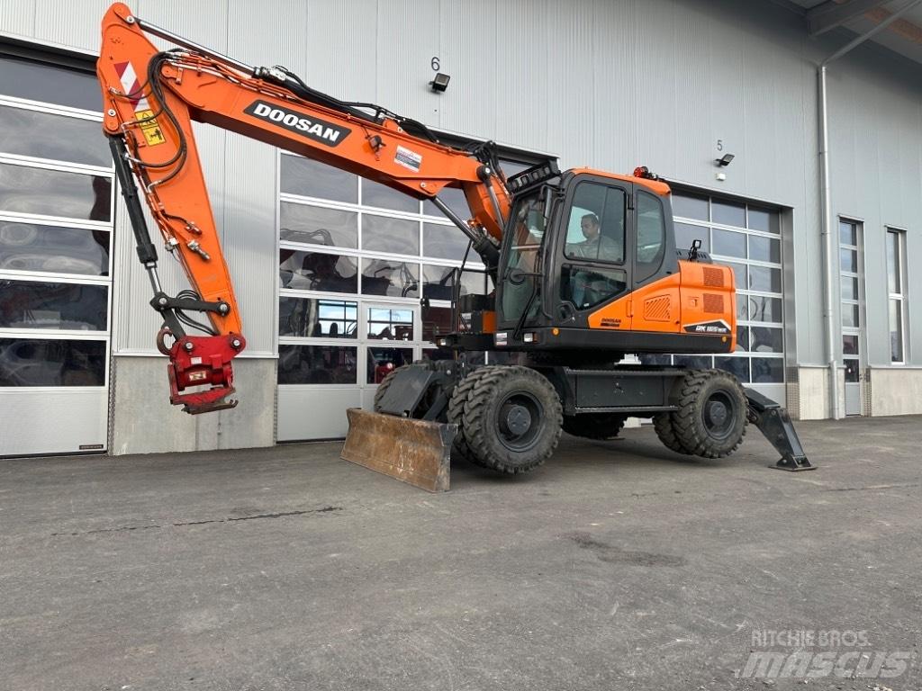 Develon DX165WR-7 Колісні екскаватори