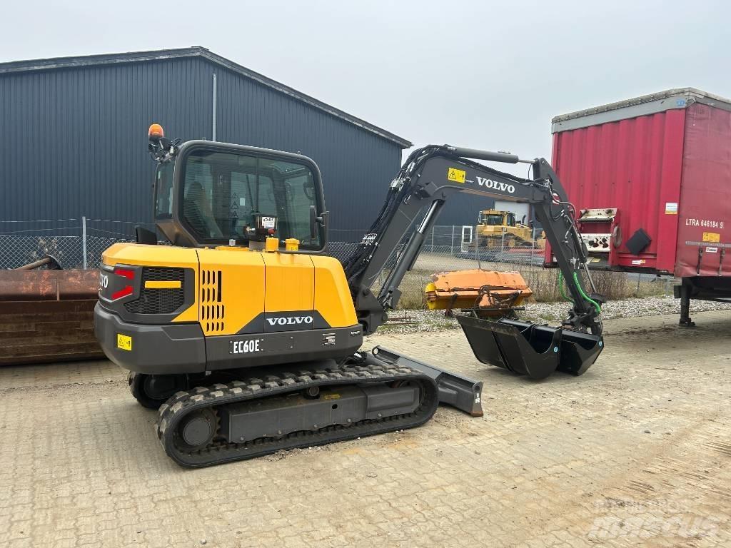 Volvo EC 60 E Гусеничні екскаватори