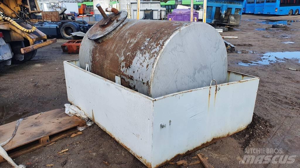  FUEL TANK Резервуари