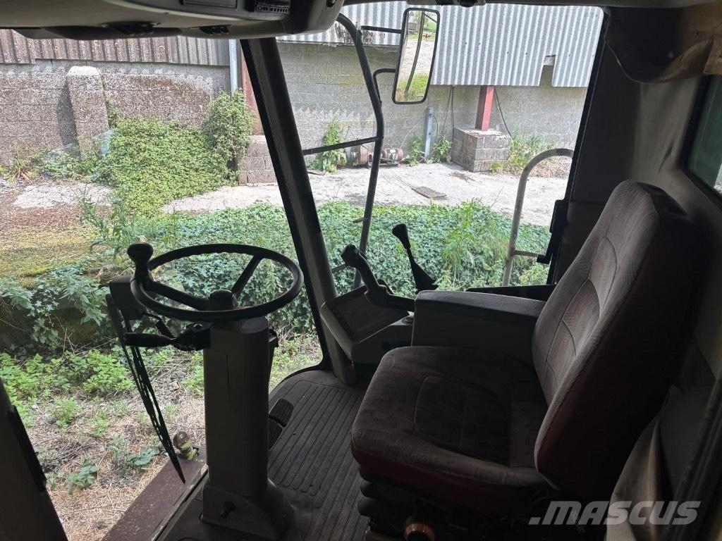 CLAAS Lexion 420 Зернозбиральні комбайни