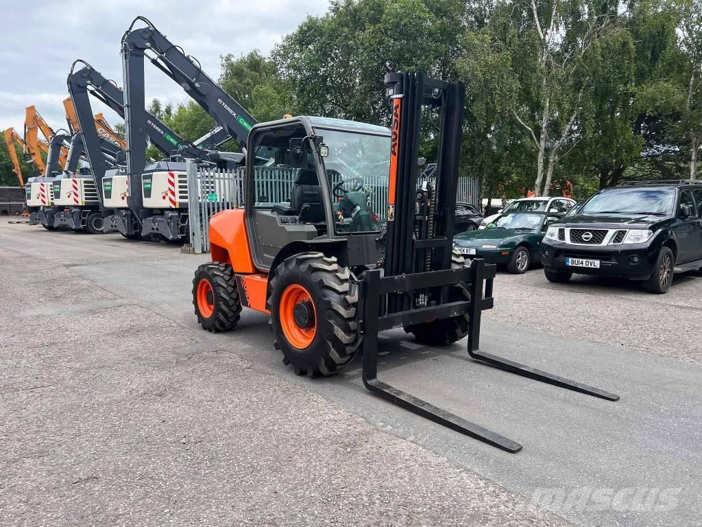 Ausa C 251 H Дизельні навантажувачі