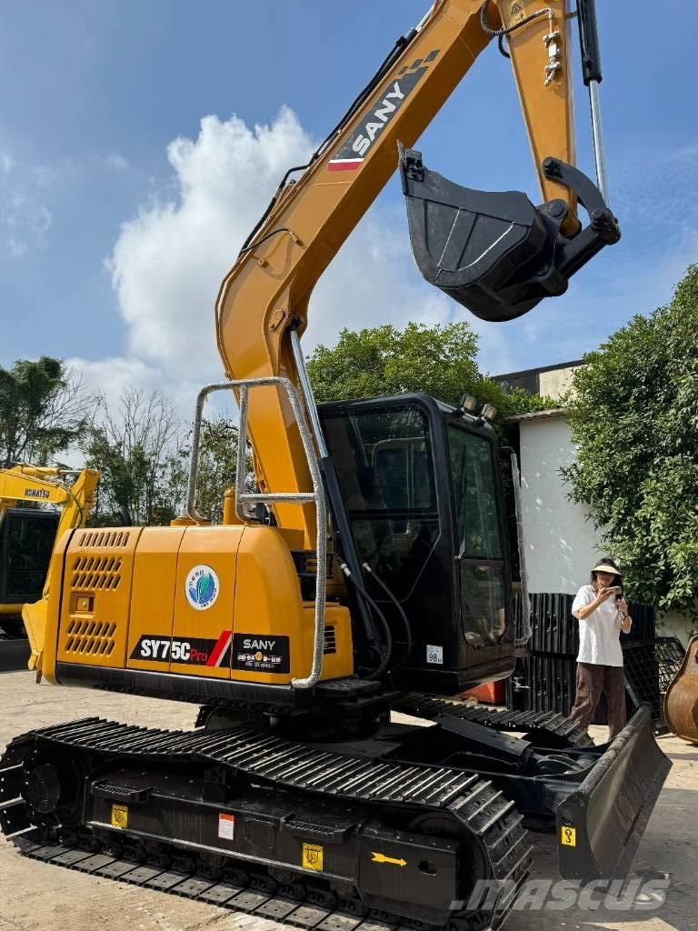Sany SY75C Міні-екскаватори < 7т