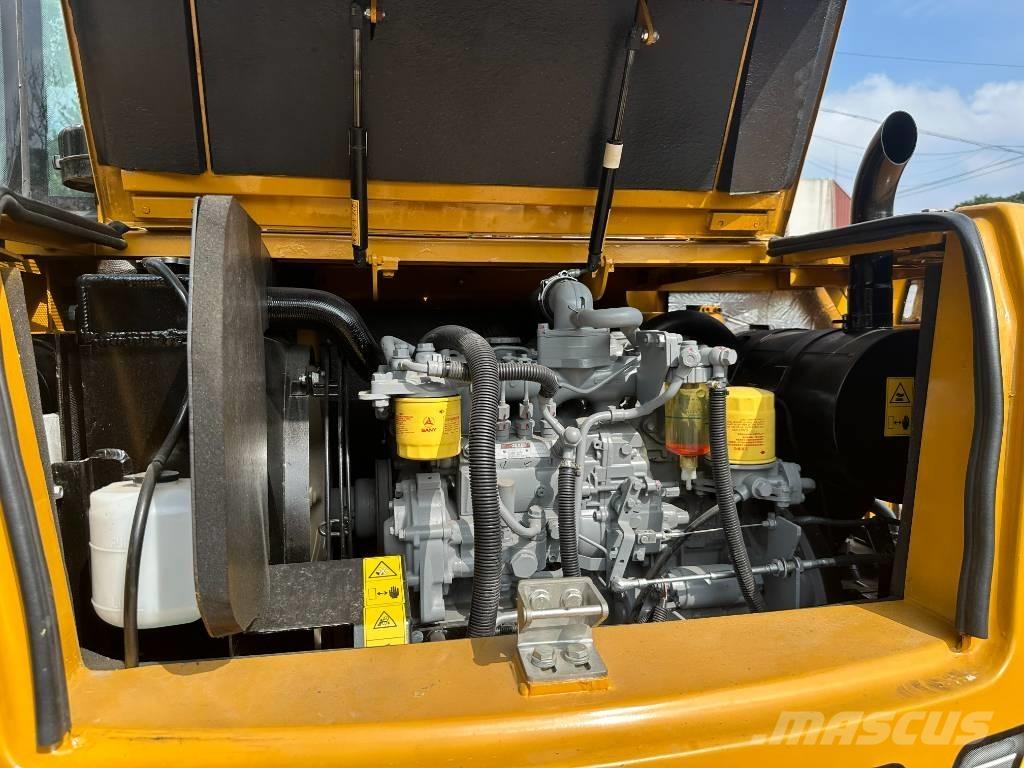 Sany SY75C Міні-екскаватори < 7т