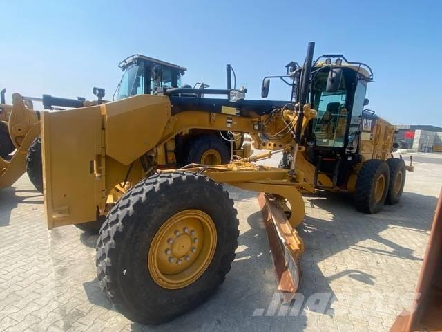CAT 140M Грейдери