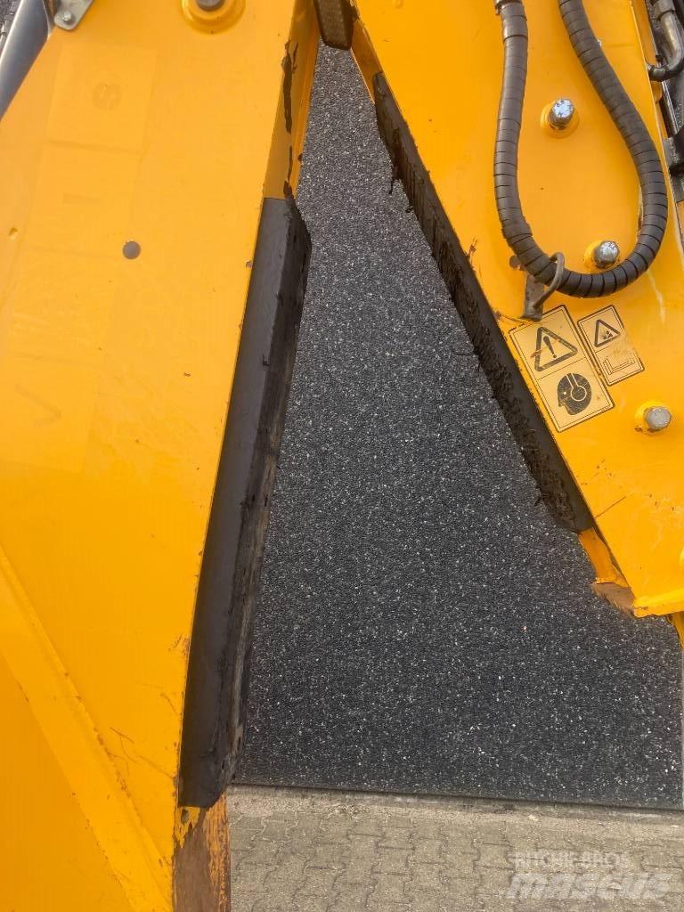 JCB 4 CX Екскаватори-навантажувачі