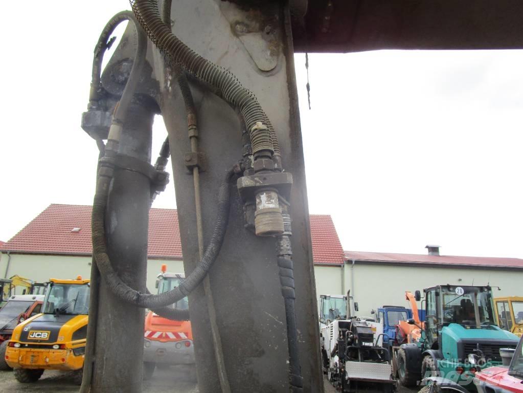 Volvo EC 70  ECR 88 Середні екскаватори 7т. - 12т.
