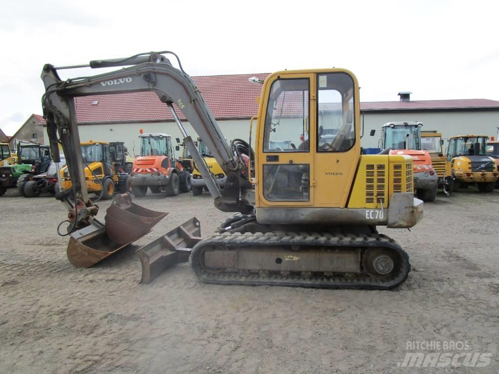 Volvo EC 70  ECR 88 Середні екскаватори 7т. - 12т.