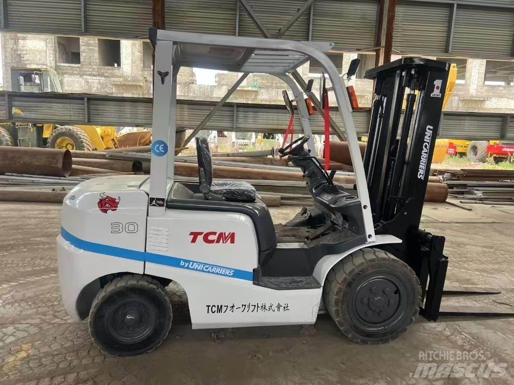 TCM FD 30 Дизельні навантажувачі